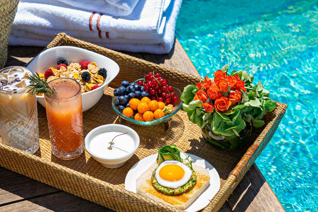 Poolside breakfast at Hidden Gem
